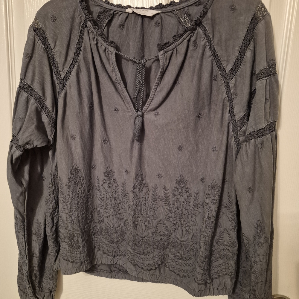 Lucky Brand Gray Embroidered Blouse